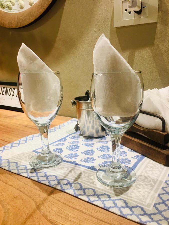 Recoleta Friends Arenales Apartment บัวโนสไอเรส ภายนอก รูปภาพ